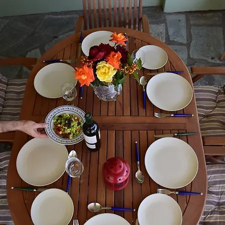 Isabel Artemis * Chorefton