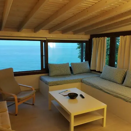 Isabel Artemis Apartmán