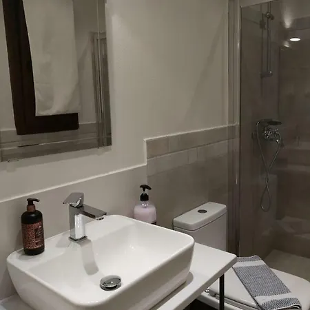 Isabel Artemis דירה חורפטו