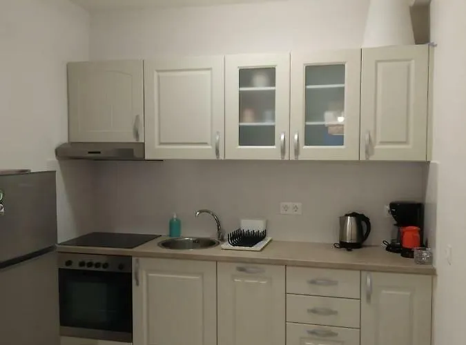 Isabel Artemis Apartament