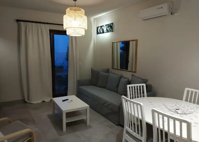 Isabel Artemis * Khorevtón